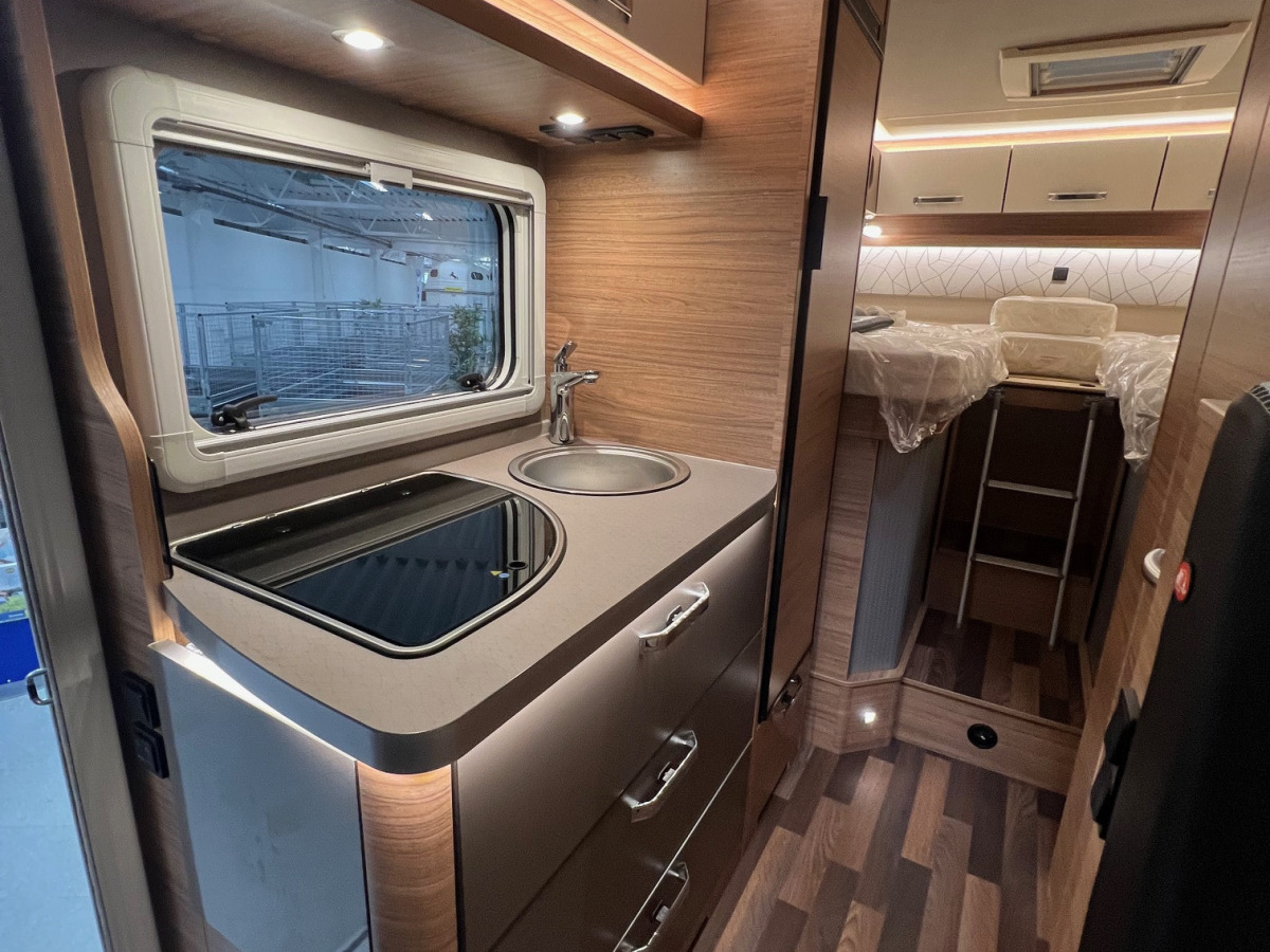 Weinsberg CaraCompact EDITION [PEPPER] 600 MEG, bild 7 av 11