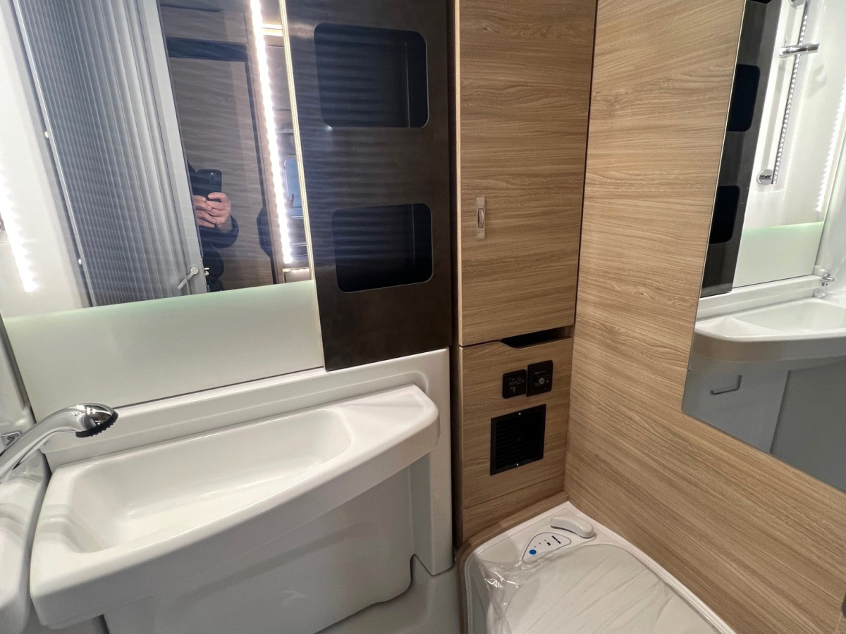 Knaus VAN TI PLUS PLATINUM SELECTION 650 MEG, bild 10 av 14