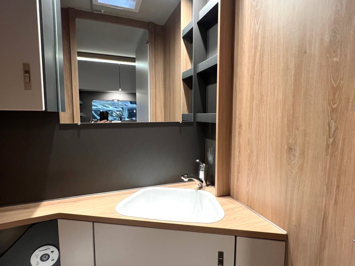 Knaus Sport 460 EU, bild 8 av 9