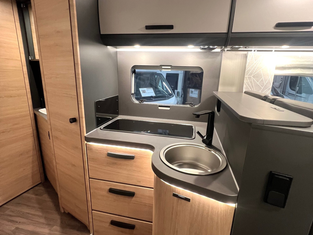 Knaus LVE TI PLATINUM SELECTION 650 MF, bild 10 av 13
