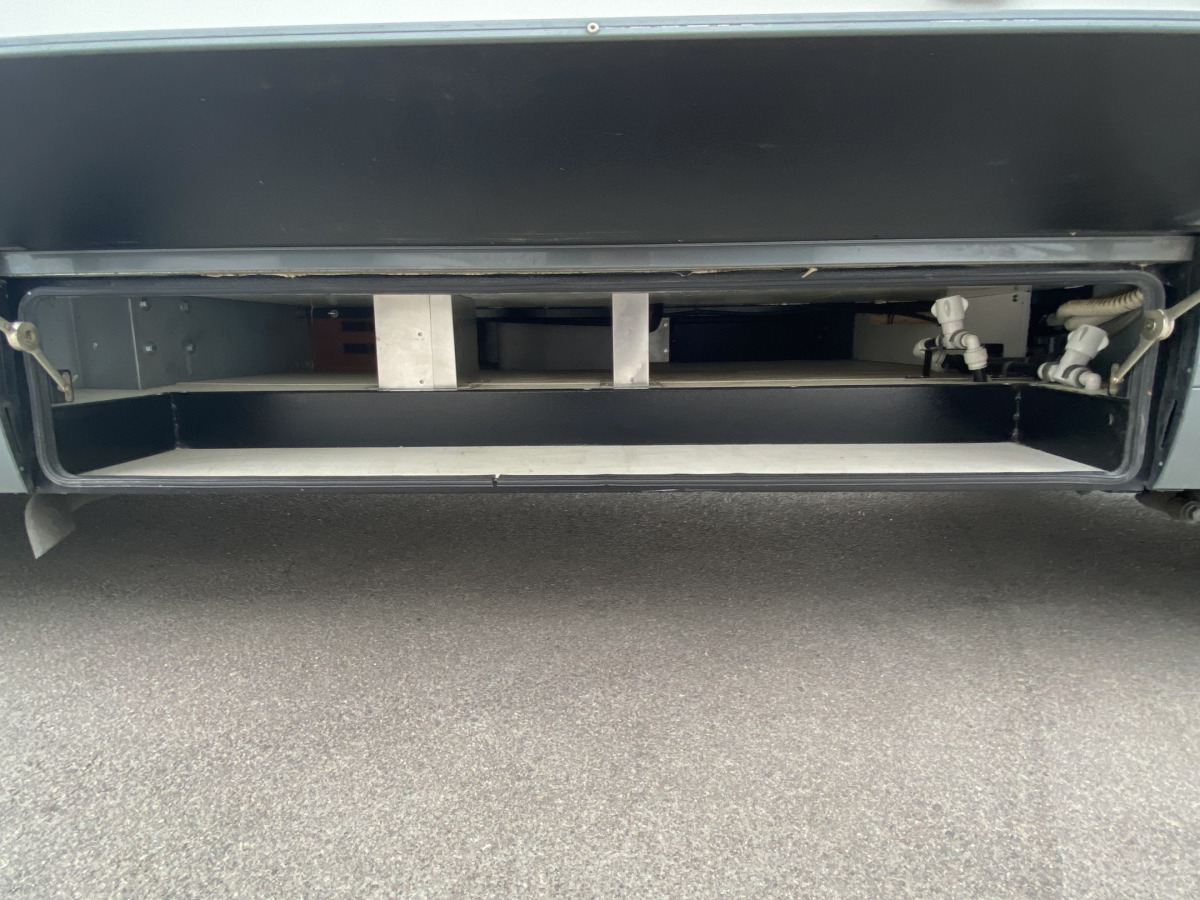 Mobilvetta K-YACHT 89 TEKNO LINE Queensbed, bild 12 av 37