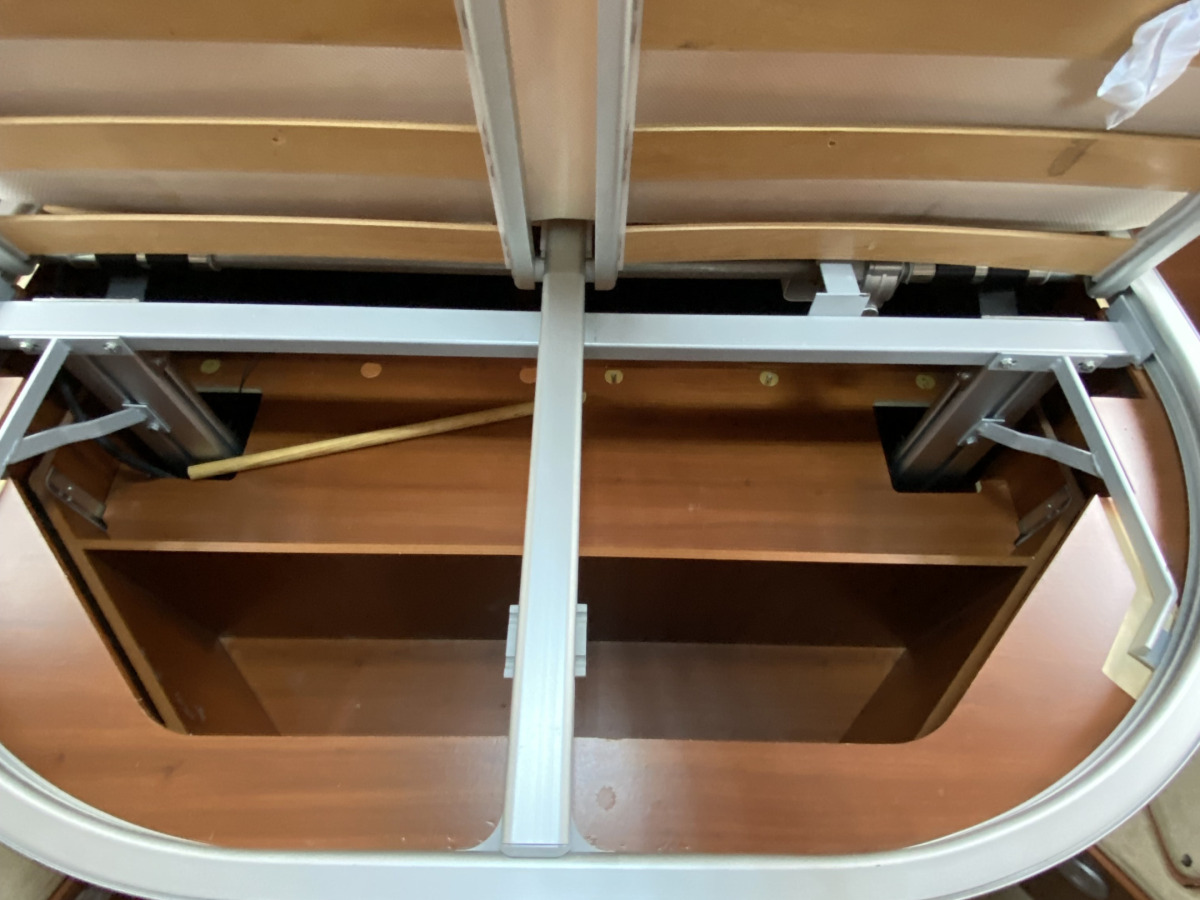 Mobilvetta K-YACHT 89 TEKNO LINE Queensbed, bild 19 av 37