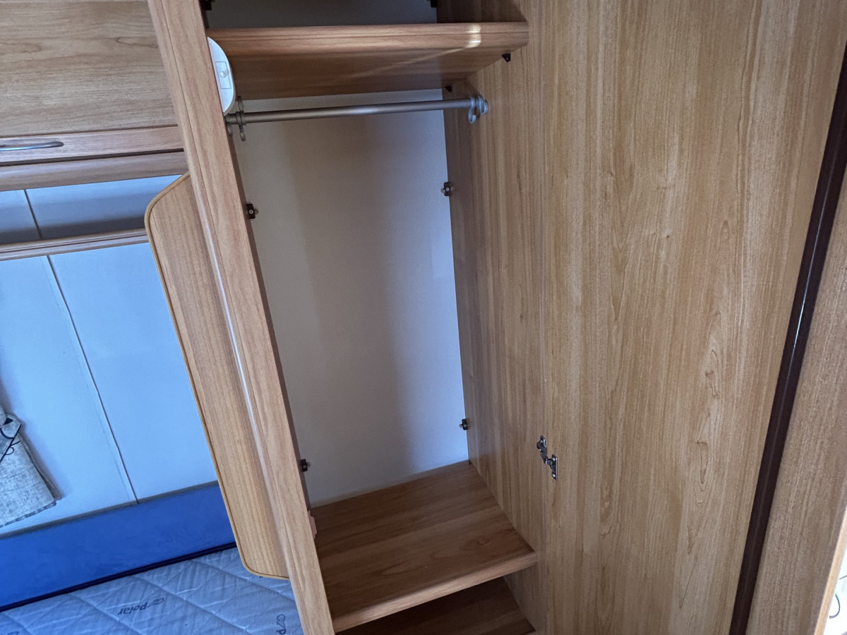 Polar Polar 680 lång bäddar, wc dusch bak, bild 15 av 26