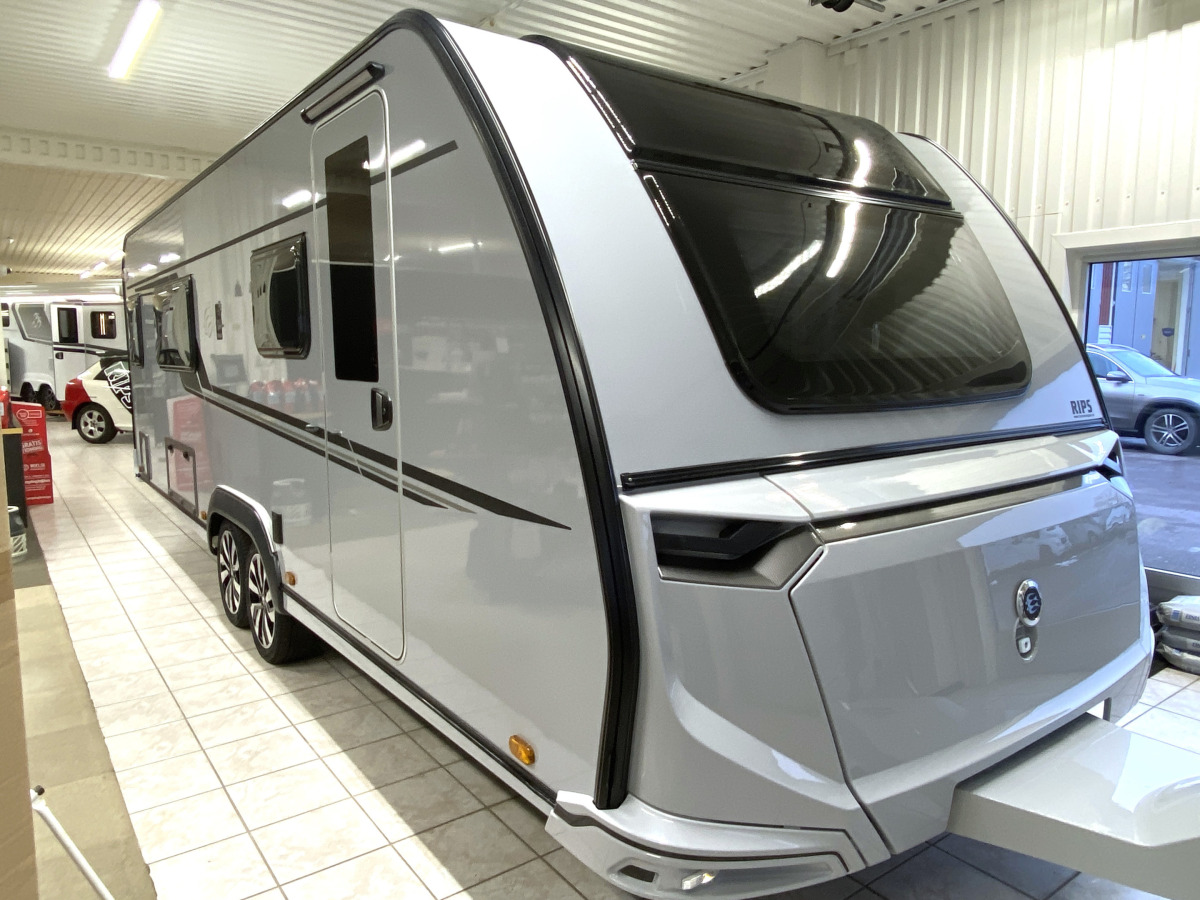 Knaus SÜDWIND BLACK SELECTION 650 PEB, bild 1 av 16