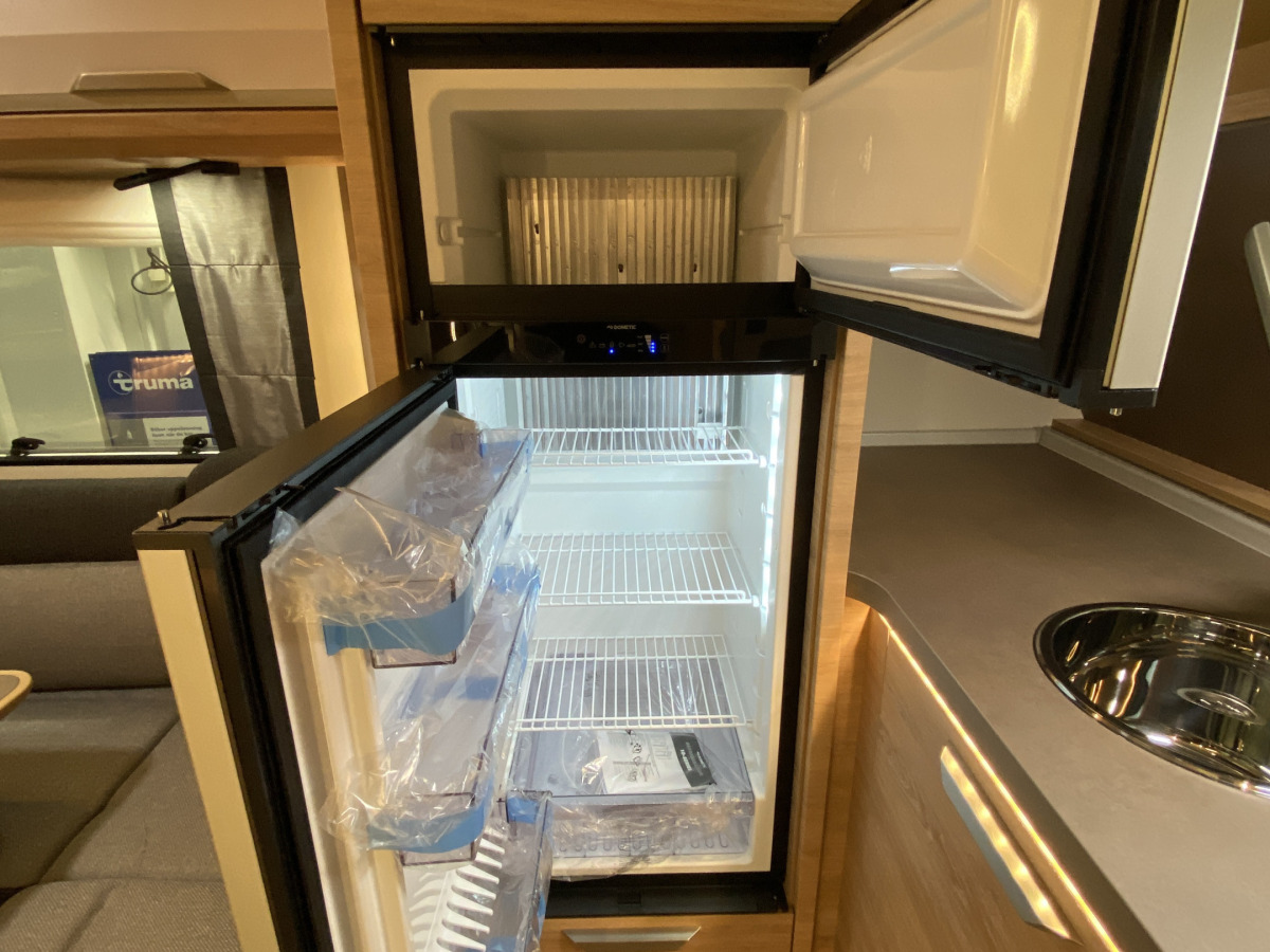 Knaus SÜDWIND BLACK SELECTION 650 PEB, bild 14 av 16