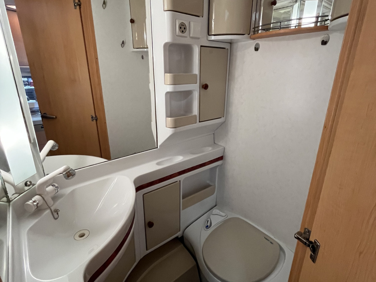Hobby 495 UL DE LUXE, bild 12 av 13