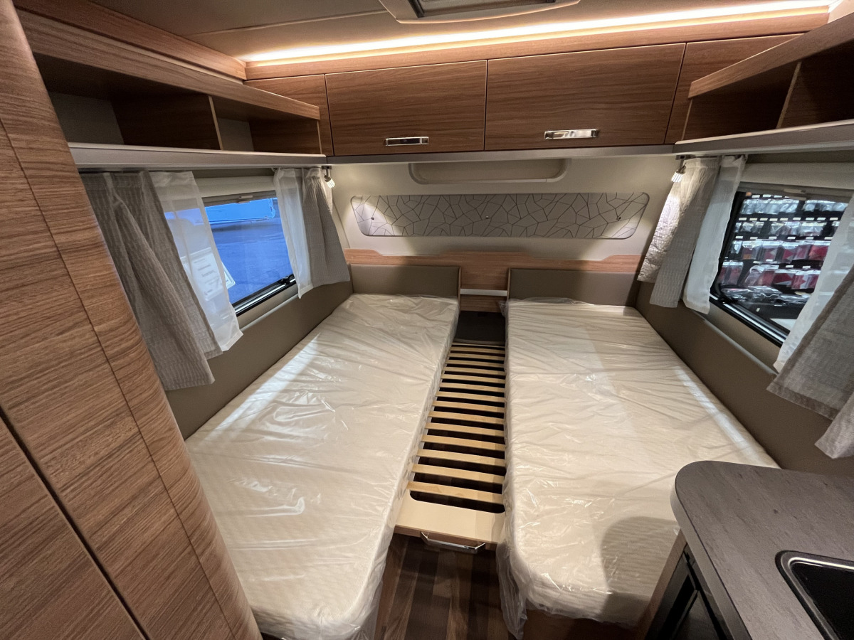 Weinsberg CaraOne EDITION HOT 480 EU Långbäddar, bild 11 av 18