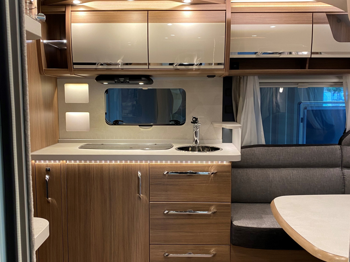 Knaus Scandinavian Selection 590 UE Demo vagn, bild 3 av 18