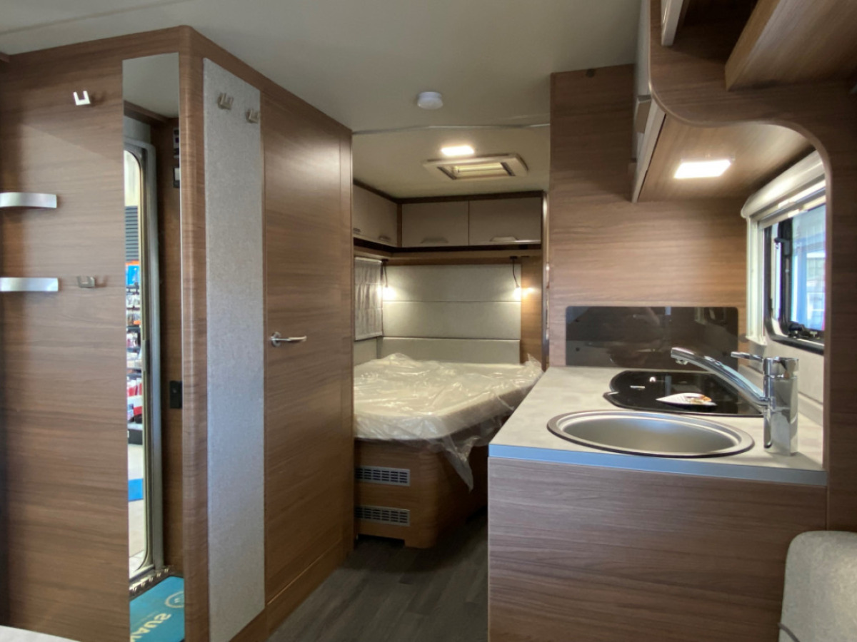 Knaus Sport 650 UFK Demo vagn, bild 6 av 20