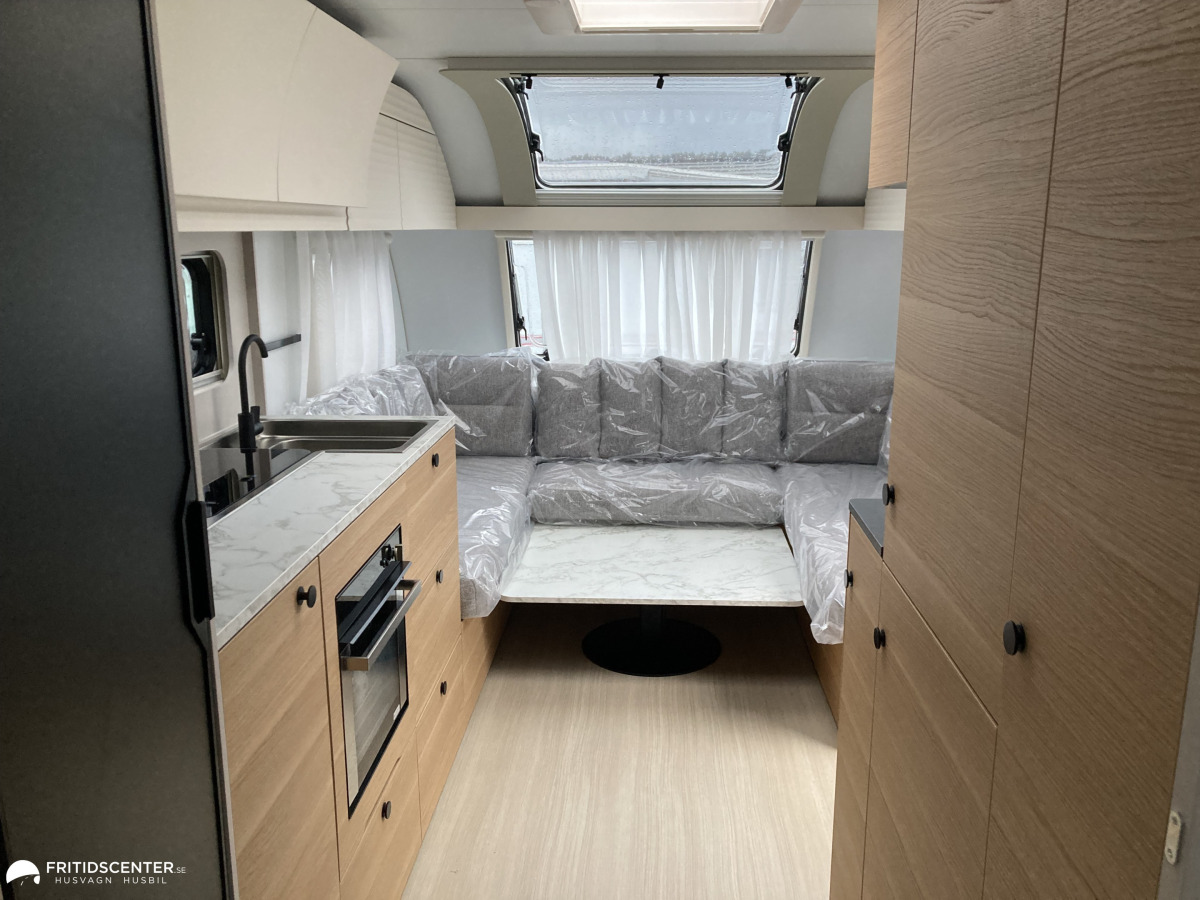 Adria ADORA 663 UT *Rymlig / Året runt / Långbäddar, bild 15 av 31