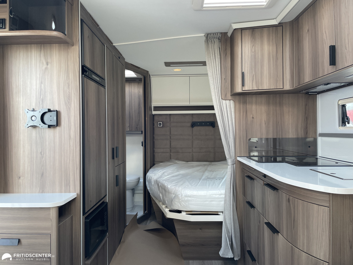 KABE BRILJANT 470 XL KS *Dubbelbädd / Resevagn / Hög komfort, bild 6 av 19