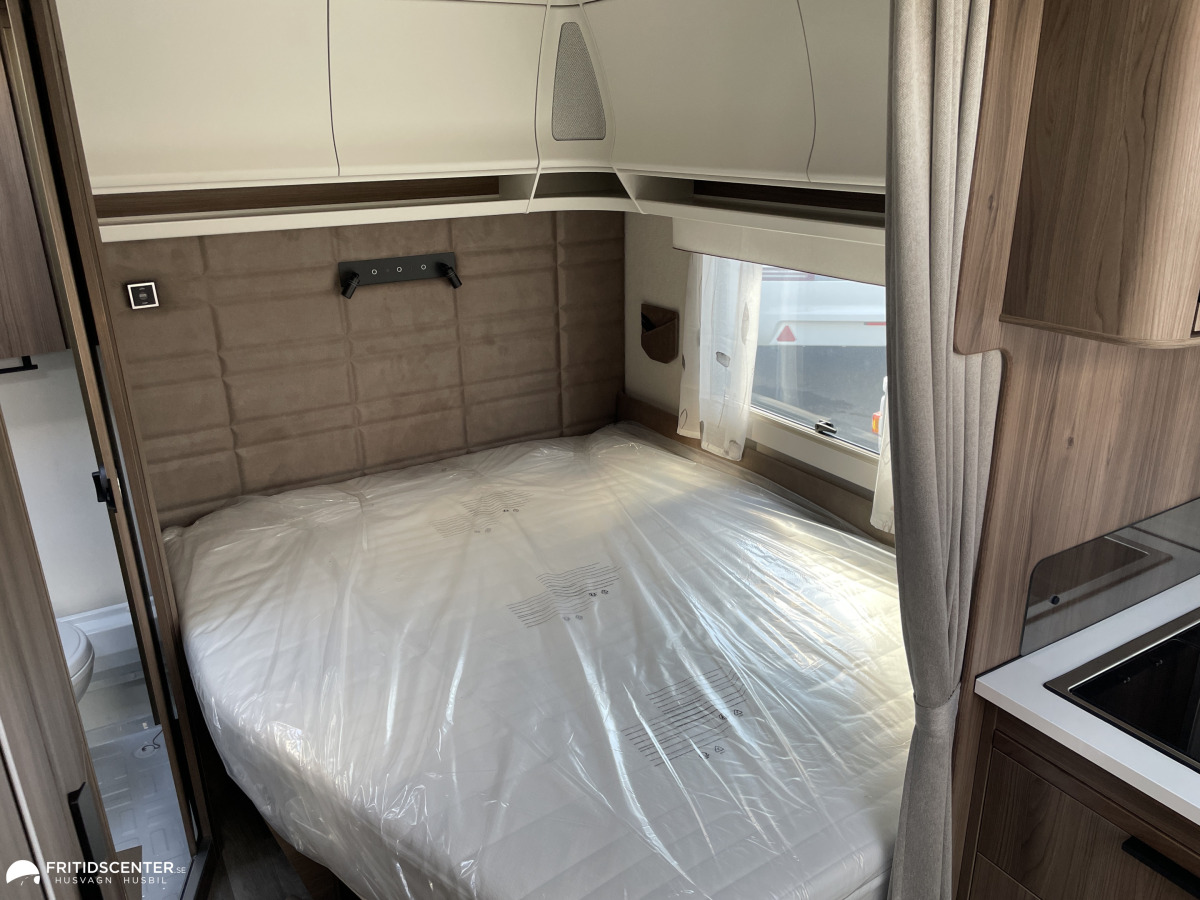 KABE BRILJANT 470 XL KS *Dubbelbädd / Resevagn / Hög komfort, bild 11 av 19
