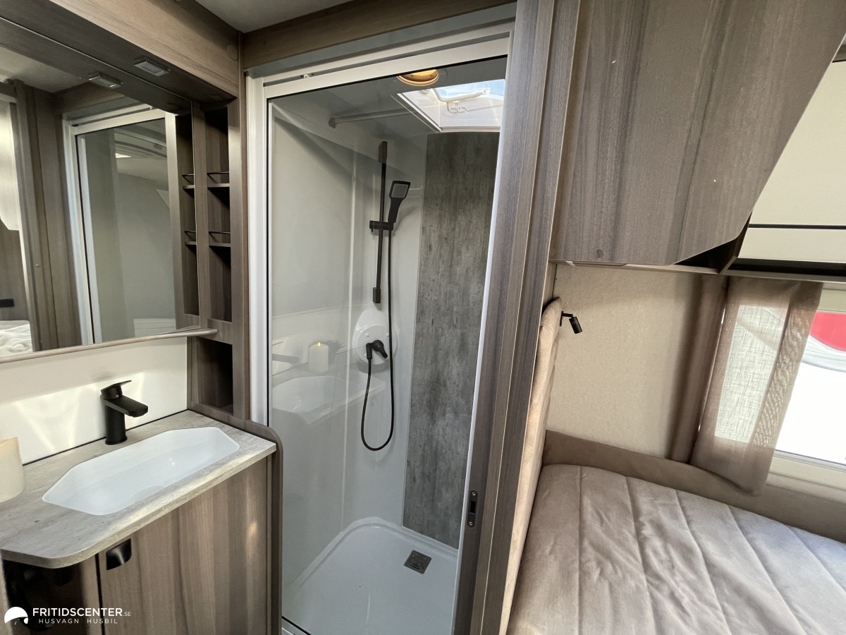KABE ESTATE 600 TDL KS *Rymlig planlösning / Långbäddar / ALDE, bild 9 av 18