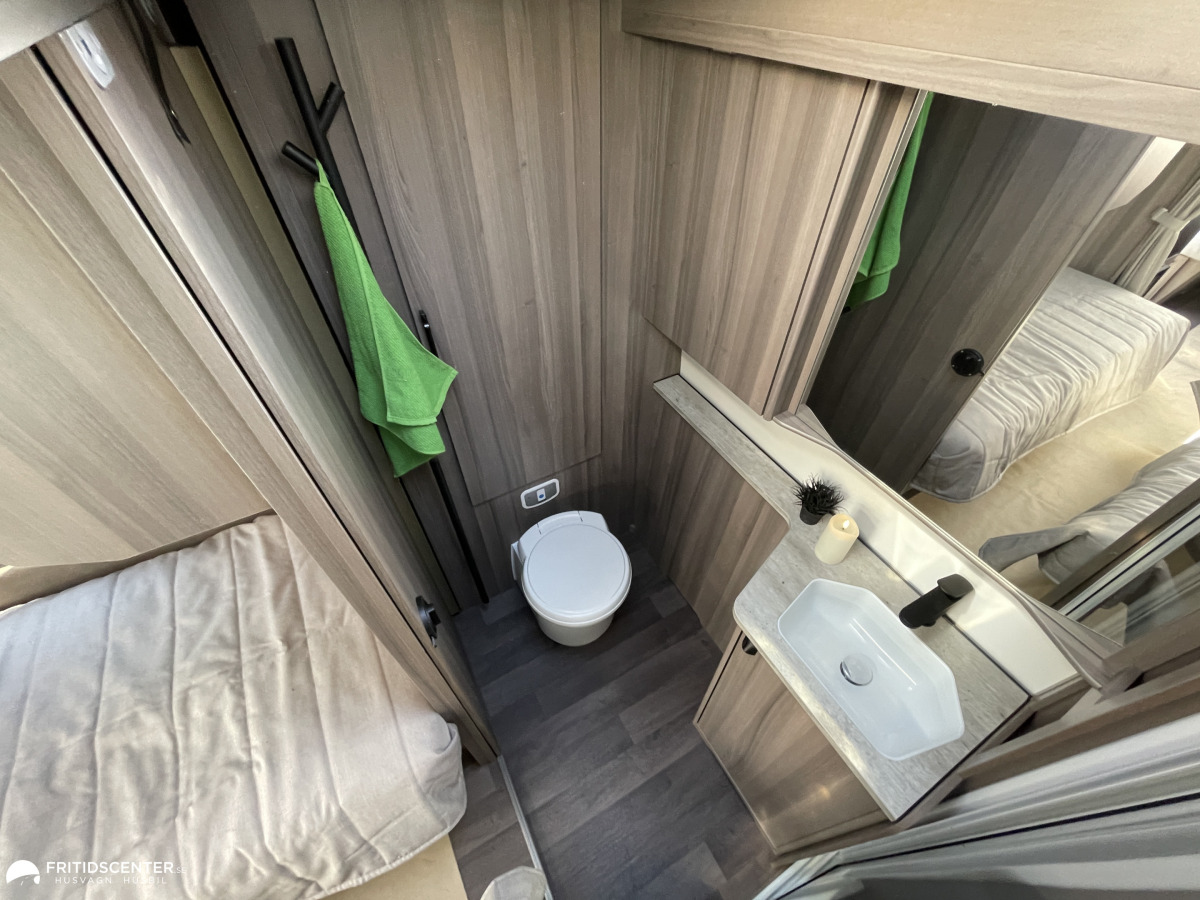KABE ESTATE 600 TDL KS *Rymlig planlösning / Långbäddar / ALDE, bild 11 av 18