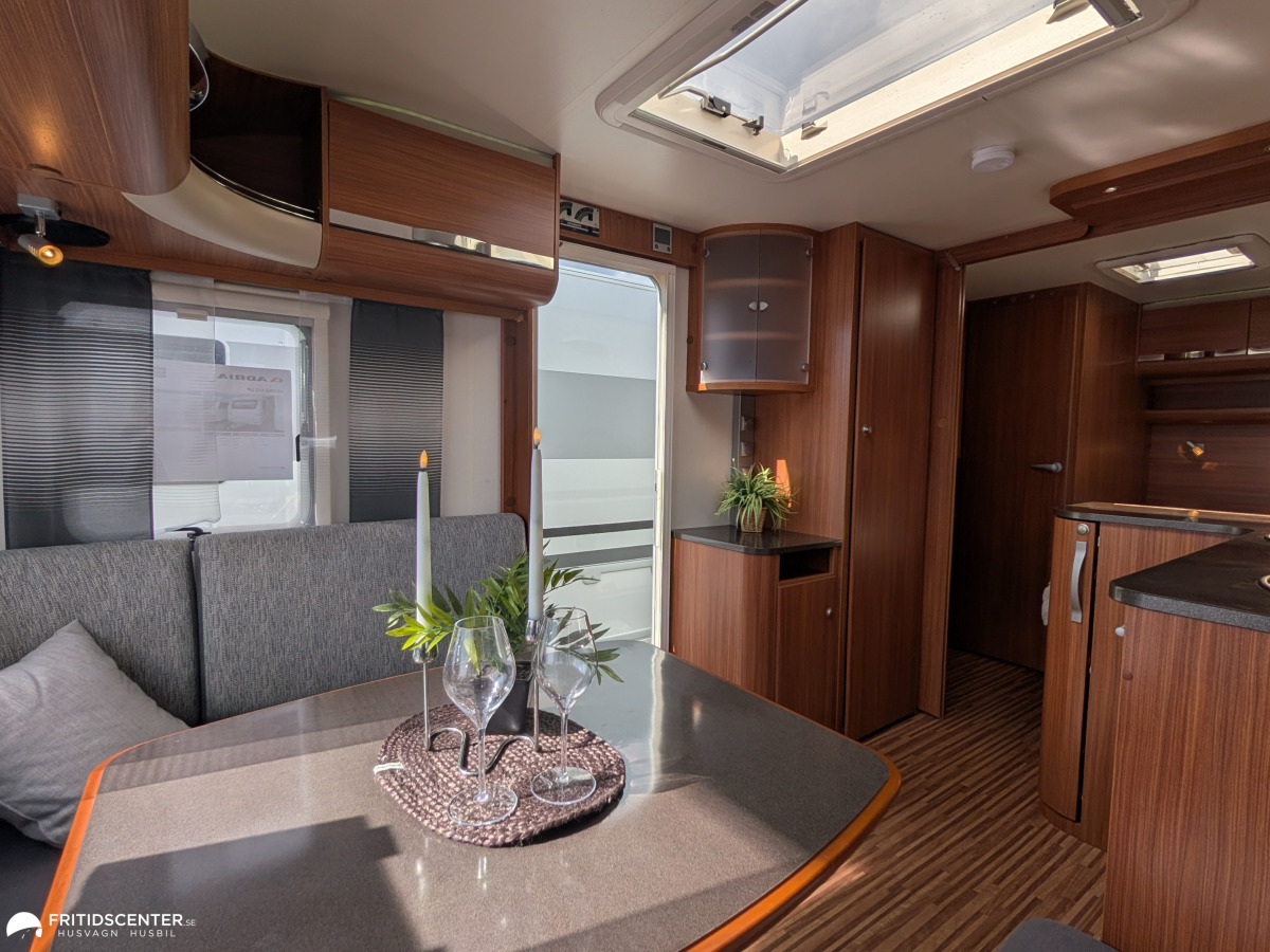 Adria ADORA 512 UP *ALDE / Dubbelbädd / Lättkörd, bild 7 av 27