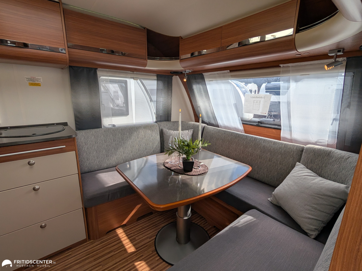 Adria ADORA 512 UP *ALDE / Dubbelbädd / Lättkörd, bild 9 av 27