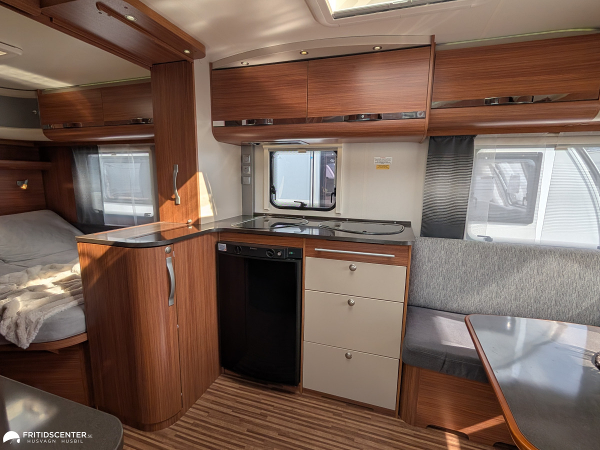 Adria ADORA 512 UP *ALDE / Dubbelbädd / Lättkörd, bild 10 av 27