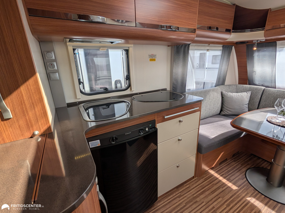 Adria ADORA 512 UP *ALDE / Dubbelbädd / Lättkörd, bild 18 av 27