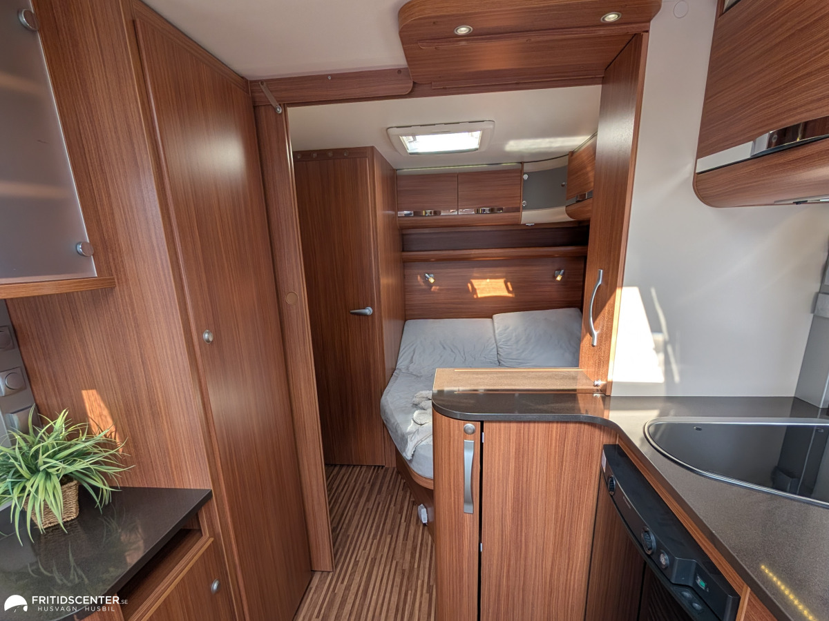Adria ADORA 512 UP *ALDE / Dubbelbädd / Lättkörd, bild 21 av 27