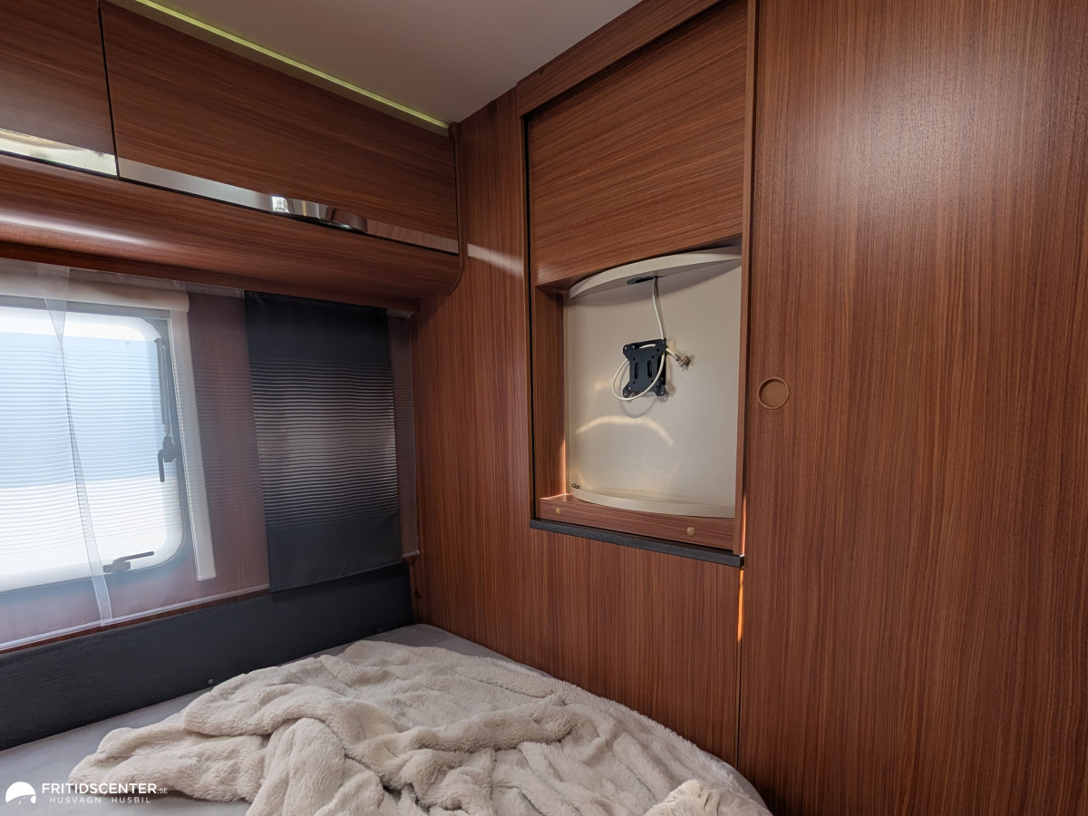 Adria ADORA 512 UP *ALDE / Dubbelbädd / Lättkörd, bild 25 av 27