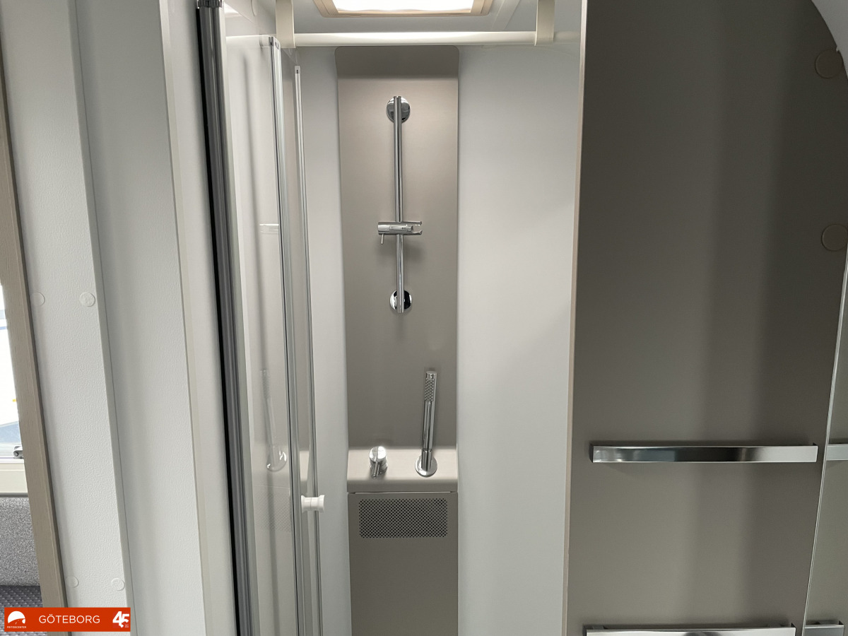 Adria ALPINA 753 HT, bild 18 av 20