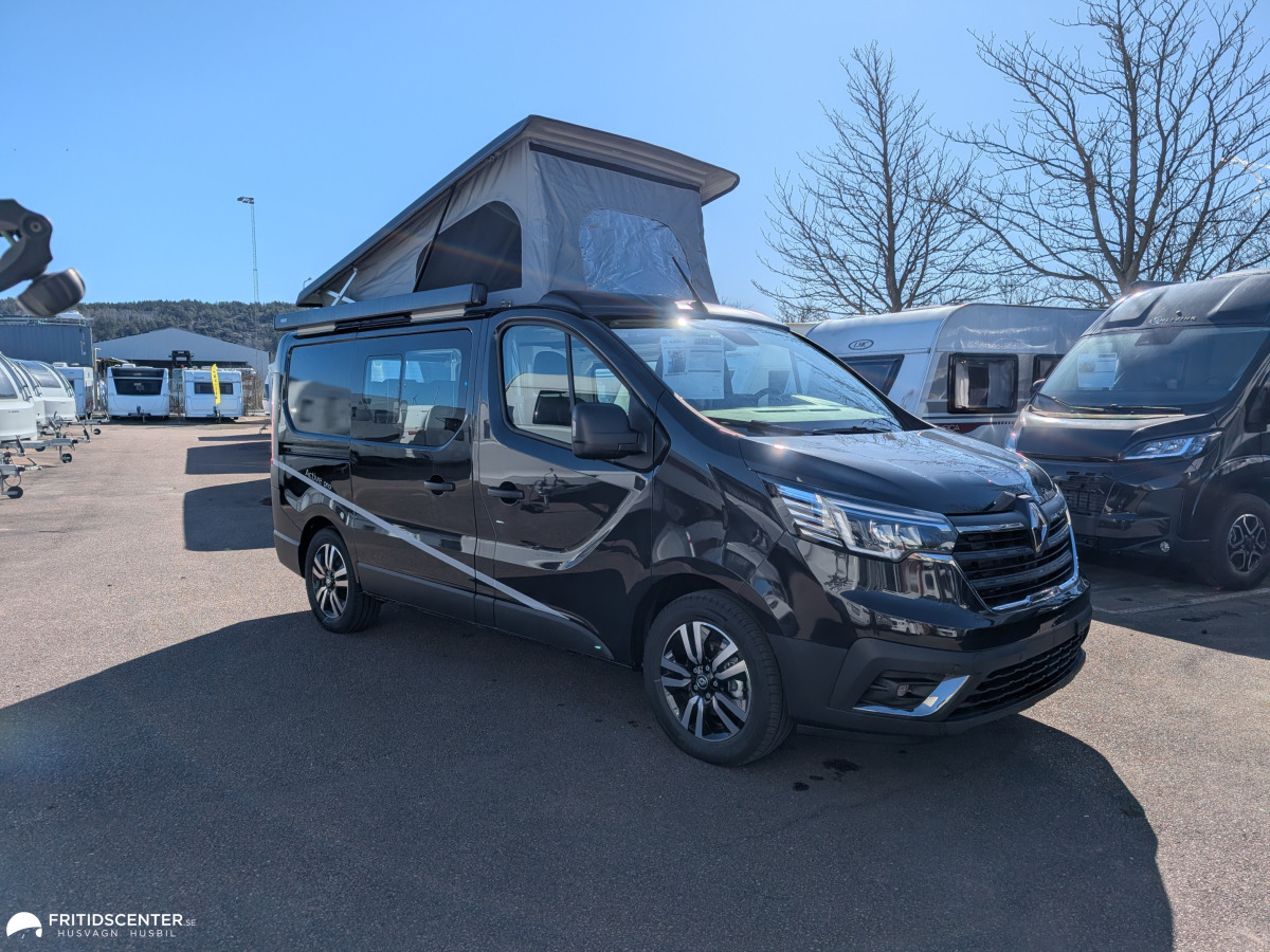 Adria Adria Active Pro - Lättkörd plåtis med automat, värmare pop-up tak, bild 1 av 31