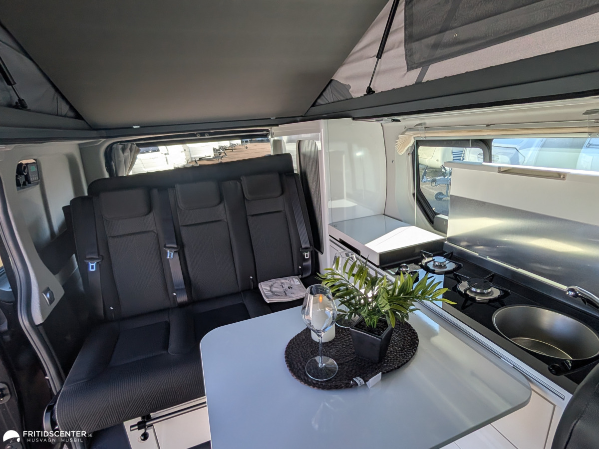 Adria Adria Active Pro - Lättkörd plåtis med automat, värmare pop-up tak, bild 7 av 31