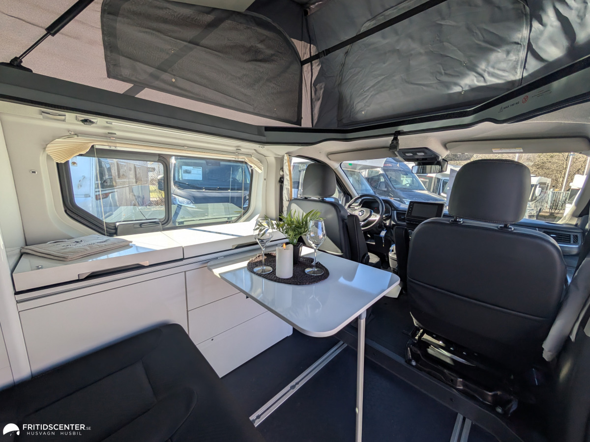 Adria Adria Active Pro - Lättkörd plåtis med automat, värmare pop-up tak, bild 11 av 31
