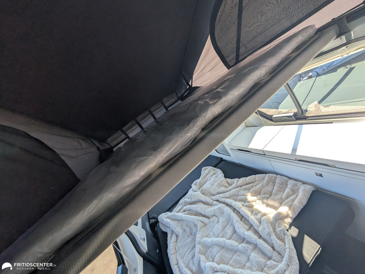 Adria Adria Active Pro - Lättkörd plåtis med automat, värmare pop-up tak, bild 16 av 31