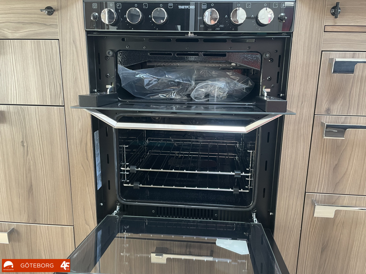 KABE ROYAL 630 TDL KS *Förbränningstoalett / Fullutrustad *SE PRISET, bild 11 av 26