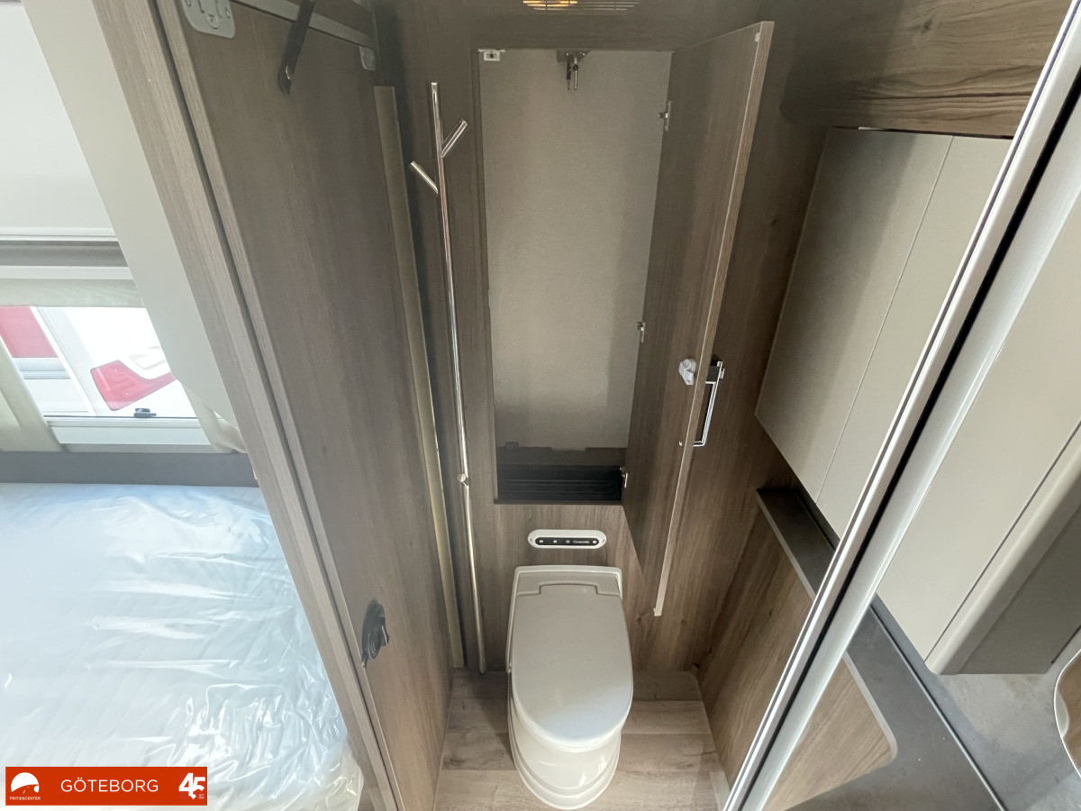 KABE ROYAL 630 TDL KS *Förbränningstoalett / Fullutrustad *SE PRISET, bild 16 av 26