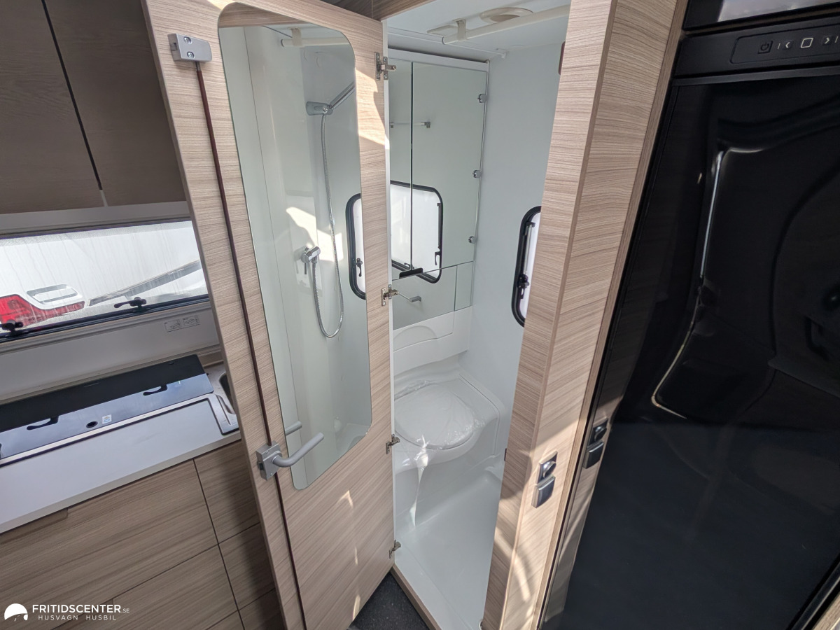 Adria Altea 362 LH - Flexibel sittgrupp / Ljus interiör / Elbilsvänlig, bild 11 av 29