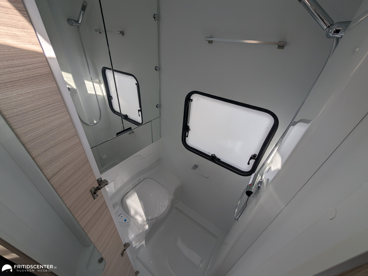 Adria Altea 362 LH - Flexibel sittgrupp / Ljus interiör / Elbilsvänlig, bild 12 av 29