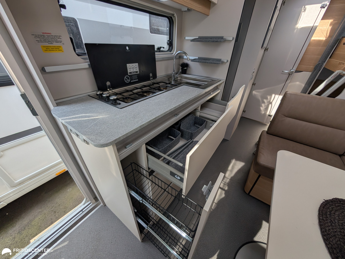 Adria ADORA 573 PT * Barnkammare / ALDE / Skinn, bild 20 av 31