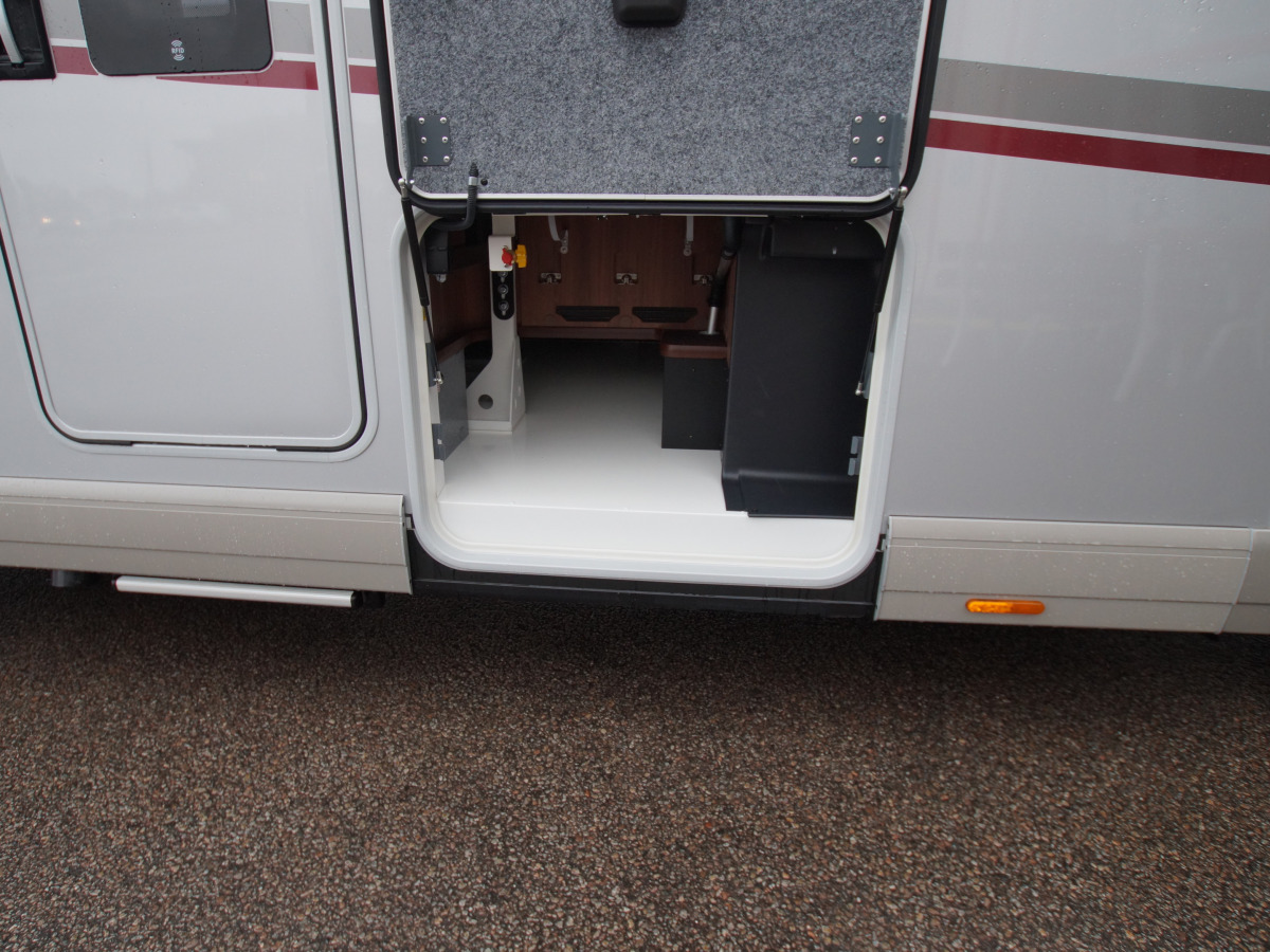 Carthago e-line I 50 LE DA - MB, bild 7 av 20