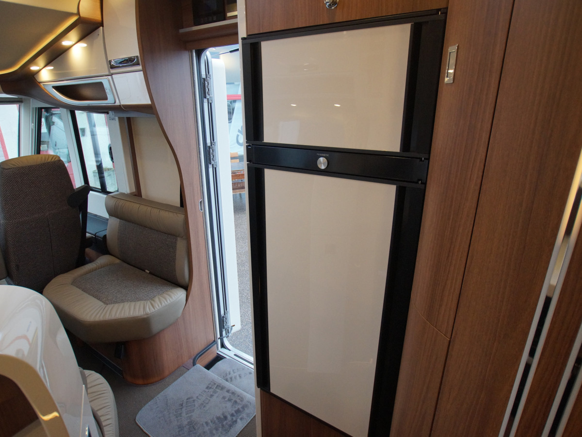 Carthago e-line I 50 LE DA - MB, bild 12 av 20
