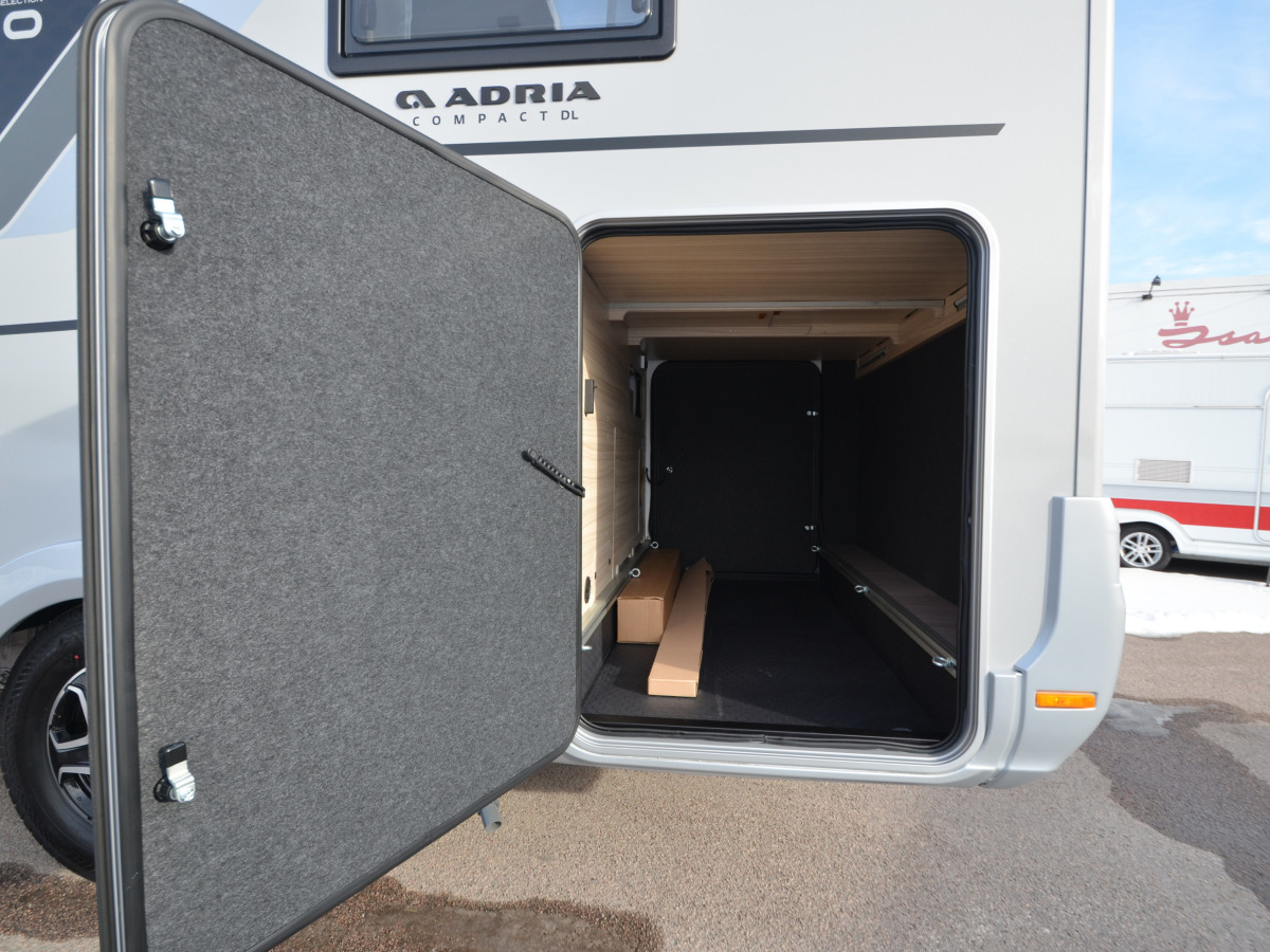 Adria COMPACT DL 60Y - Fiat MultiJet3 140HP (103kW) 35L, bild 6 av 18