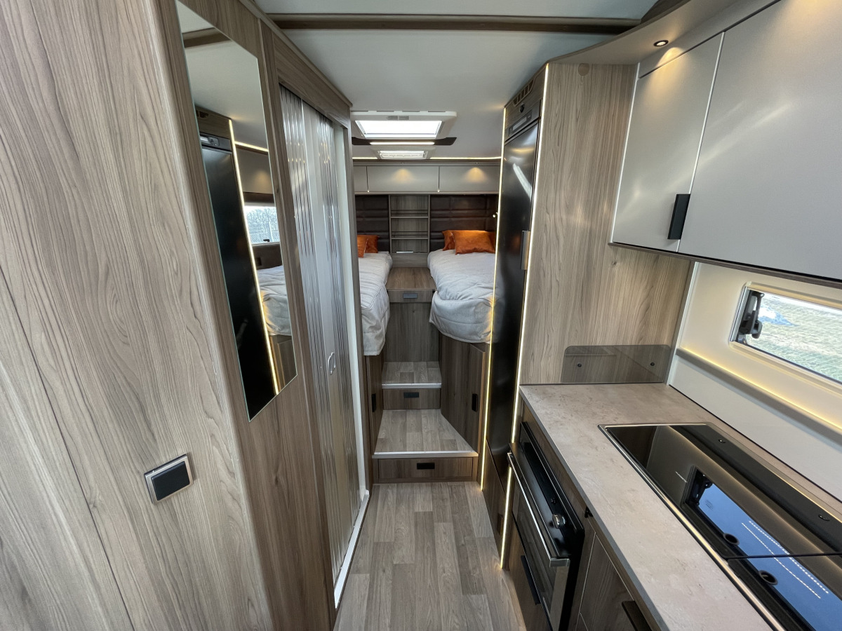 KABE TRAVEL MASTER NOVUM N720 LGB, bild 10 av 19