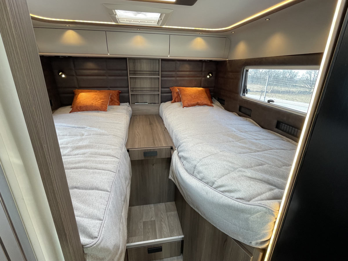 KABE TRAVEL MASTER NOVUM N720 LGB, bild 12 av 19