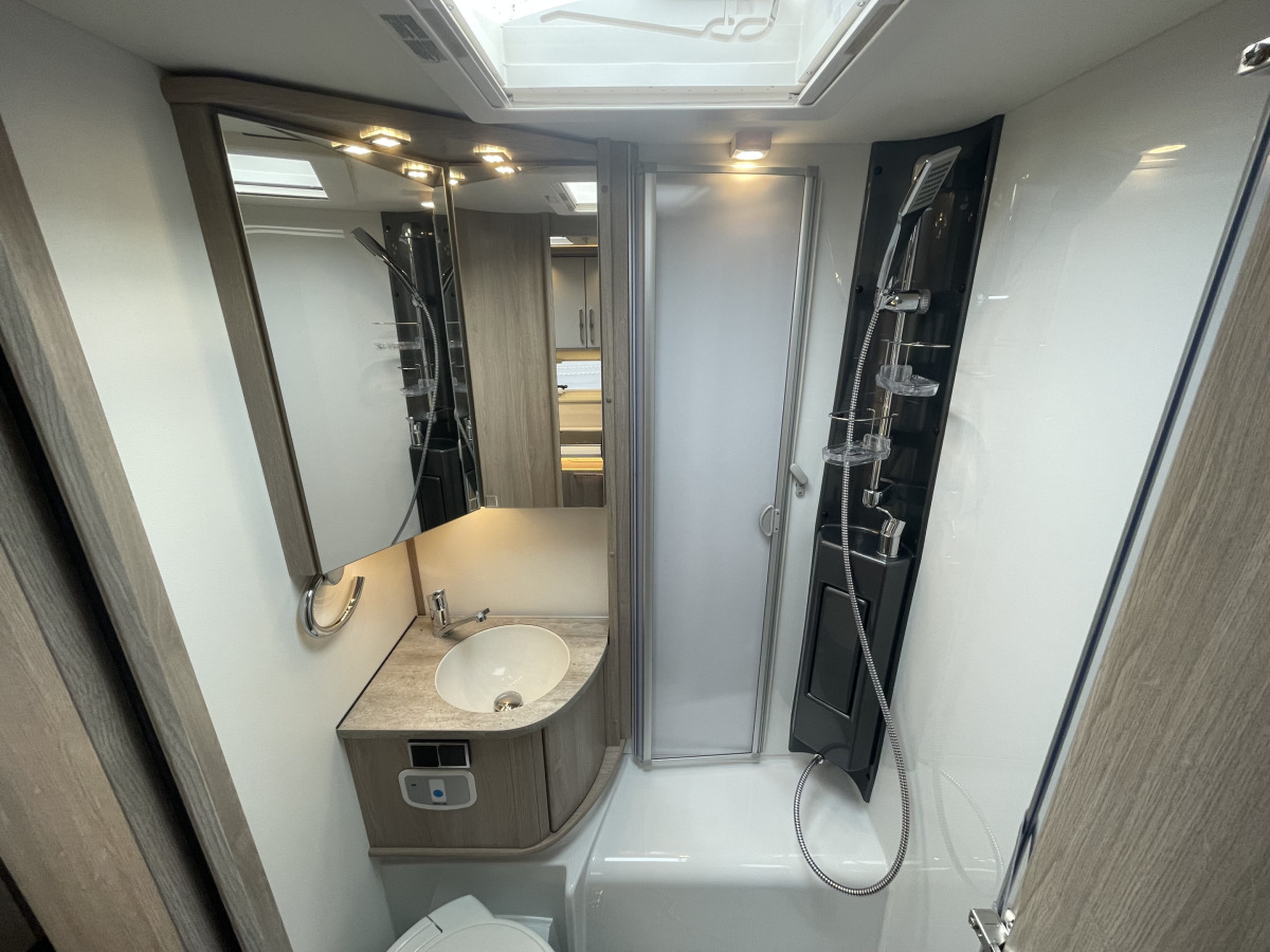 KABE TRAVEL MASTER Classic 740 LGB, bild 15 av 20