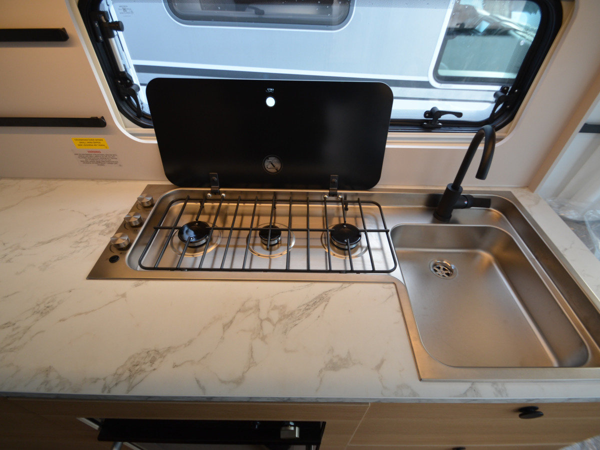 Adria ADORA 663 UT, bild 6 av 14
