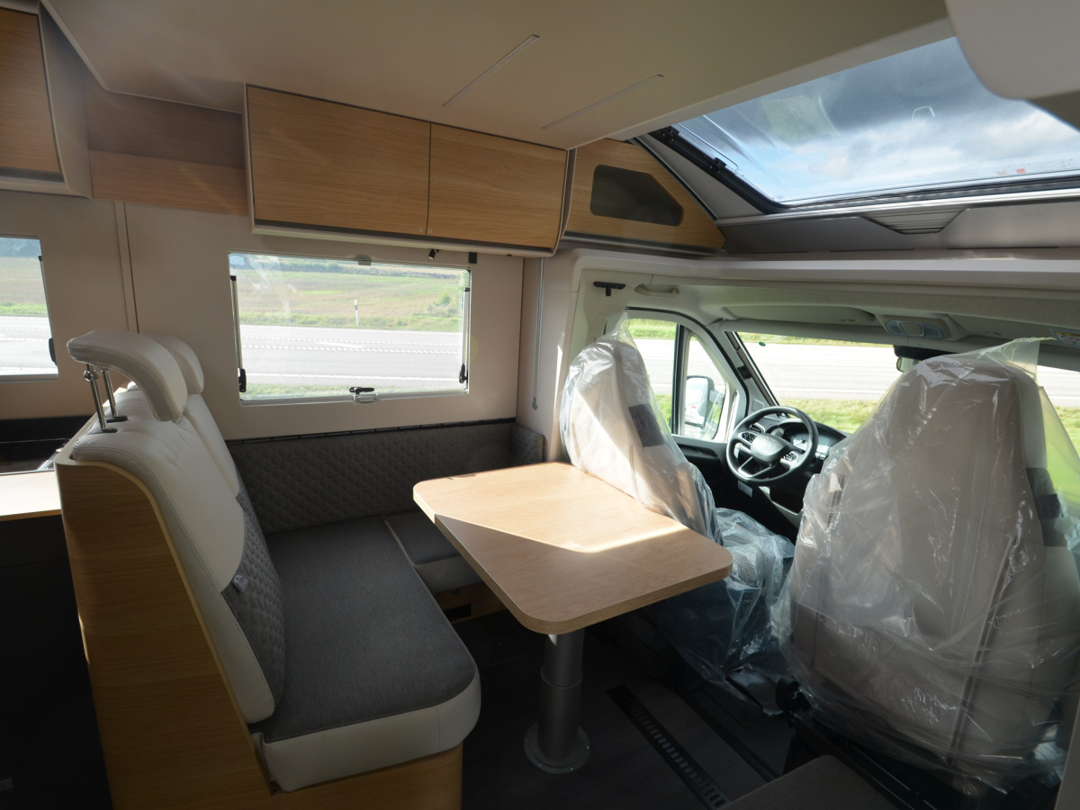 Adria MATRIX 670 SL 60Y - Fiat MultiJet3 140HP (103kW) HD 35L, bild 6 av 17