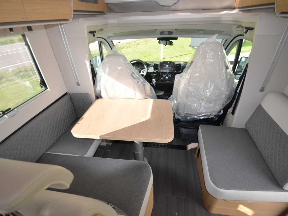 Adria MATRIX 670 SL 60Y - Fiat MultiJet3 140HP (103kW) HD 35L, bild 16 av 17