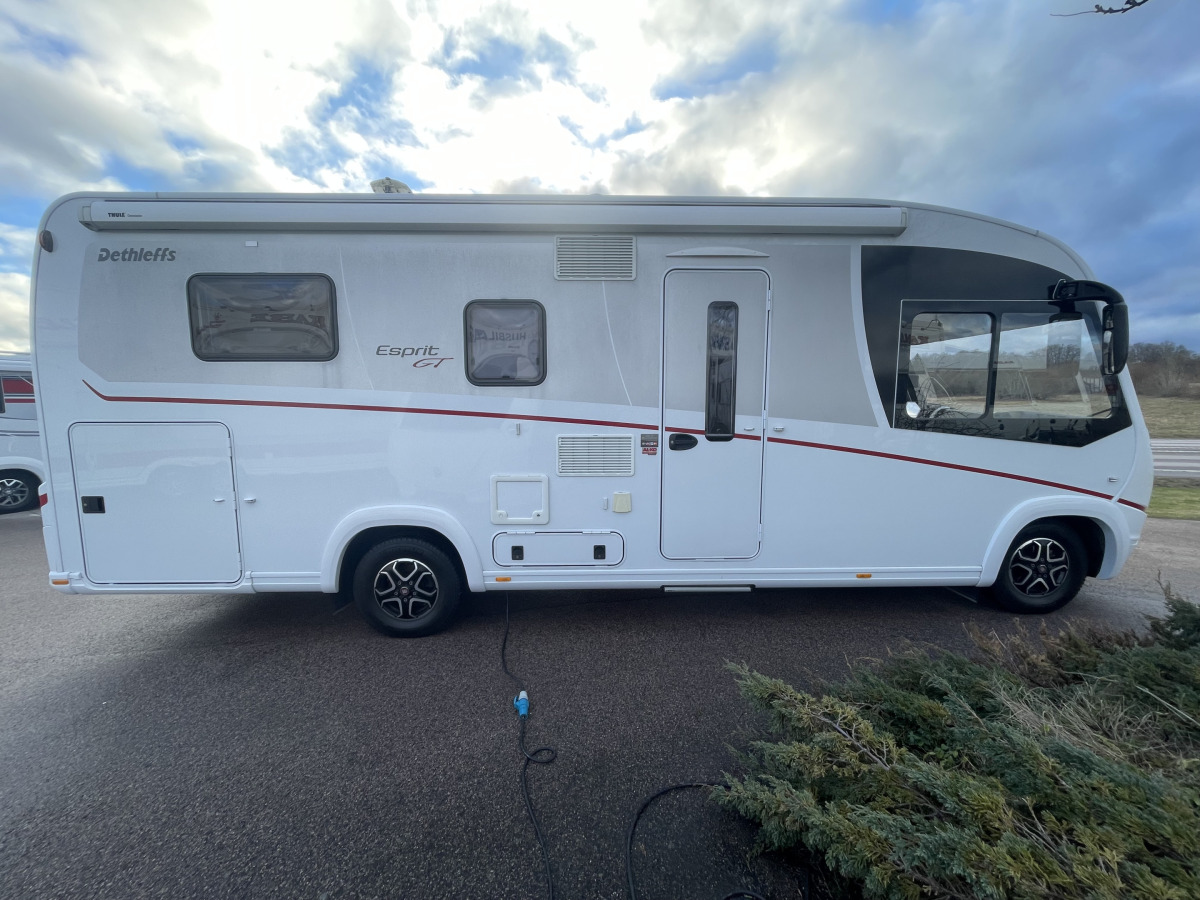 Dethleffs ESPRIT I 7150-2 DBM/EB (Luftfjädring stolar, Alde, Inverter), bild 4 av 21