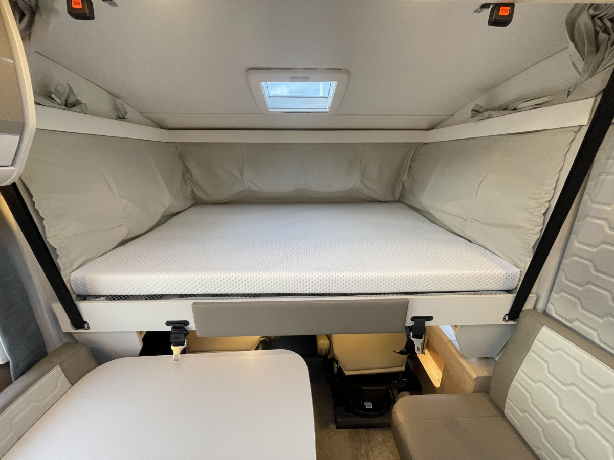 Dethleffs ESPRIT I 7150-2 DBM/EB (Luftfjädring stolar, Alde, Inverter), bild 19 av 21