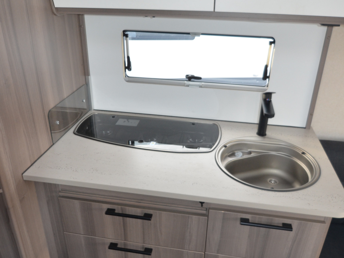 KABE ESTATE 560 GLE KS (TÄLT), bild 6 av 11