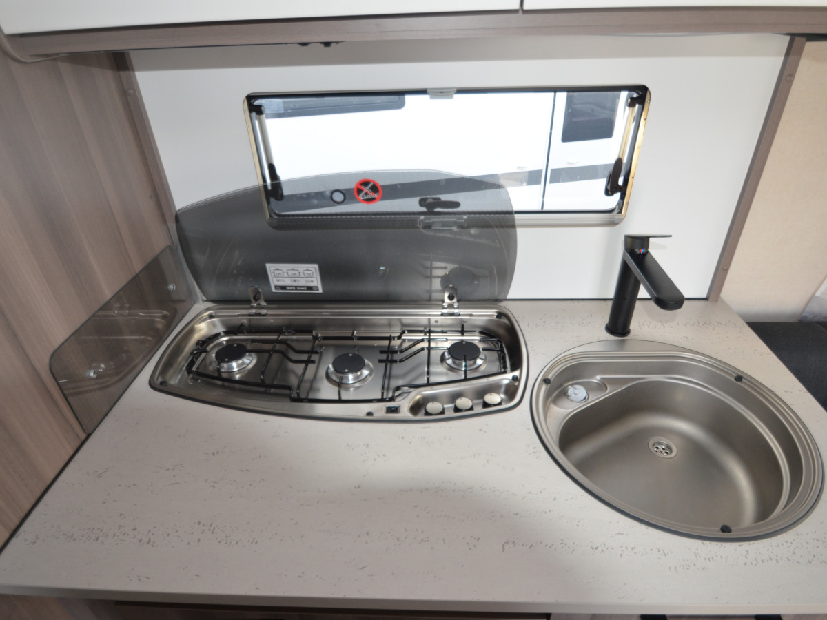 KABE ESTATE 560 GLE KS (TÄLT), bild 7 av 11