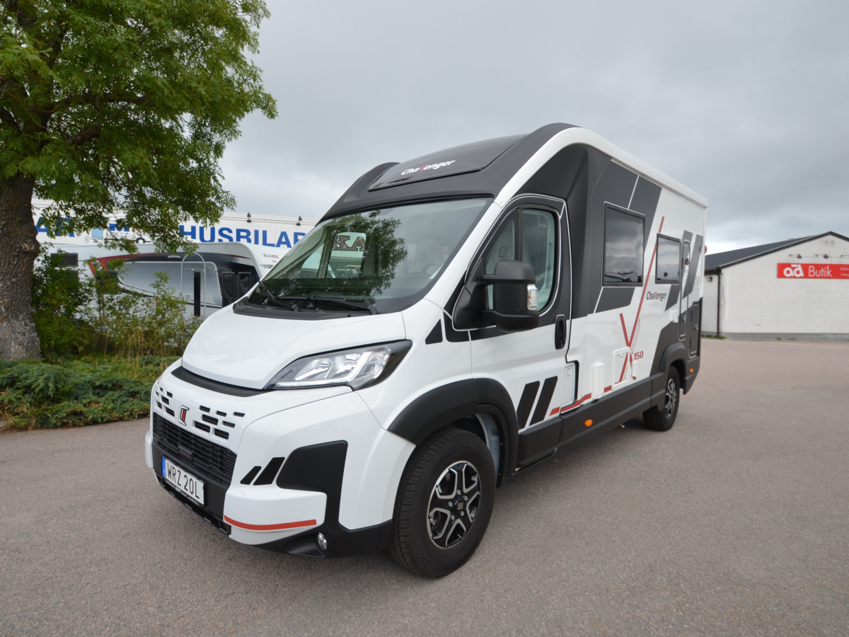 Challenger X150, bild 1 av 12