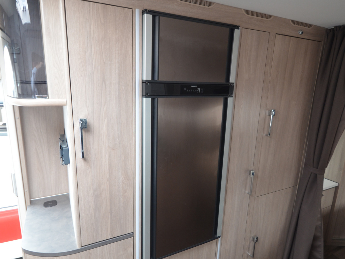 KABE ROYAL 600 XL KS (förtält,solcell), bild 4 av 11