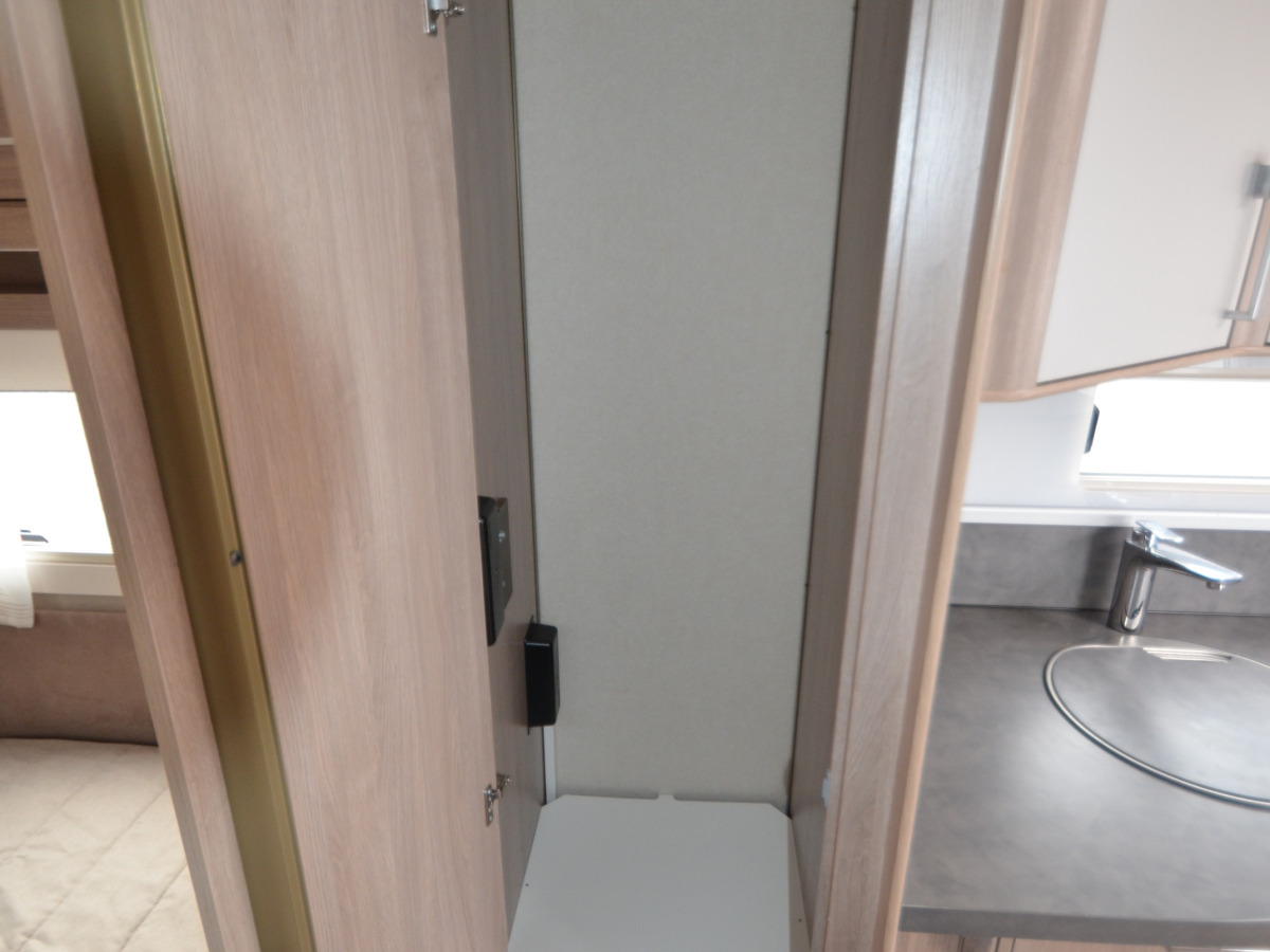 KABE ROYAL 600 XL KS (förtält,solcell), bild 9 av 11